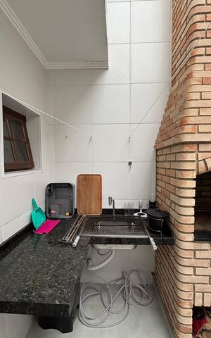 Casa à venda com 247m², 3 quartos e 7 vagas Casa à venda com 247m², 3 quartos e 7 vagasChurrasqueira