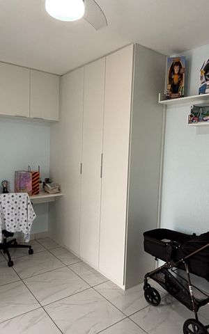 Casa à venda com 247m², 3 quartos e 7 vagas Casa à venda com 247m², 3 quartos e 7 vagasQuarto 1