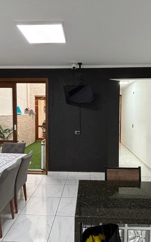 Casa à venda com 247m², 3 quartos e 7 vagas Casa à venda com 247m², 3 quartos e 7 vagasCozinha