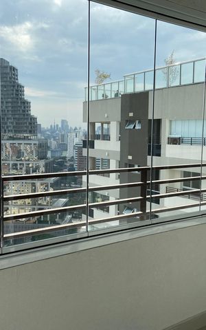 Apartamento para alugar com 33m², 1 quarto e 1 vaga Apartamento para alugar com 33m², 1 quarto e 1 vagaVaranda