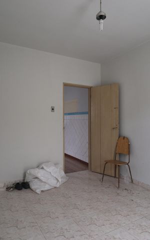 Casa à venda com 80m², 2 quartos e 2 vagasQuarto 2