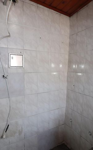 Casa à venda com 80m², 2 quartos e 2 vagasBanheiro Quarto 1 suíte