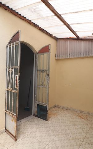 Casa à venda com 80m², 2 quartos e 2 vagasÁrea de Serviço