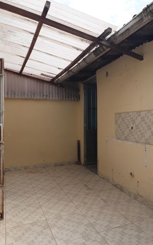 Casa à venda com 80m², 2 quartos e 2 vagasÁrea de Serviço