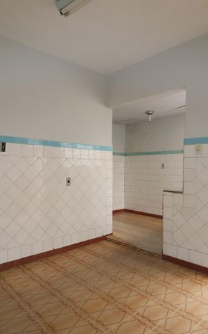 Casa à venda com 80m², 2 quartos e 2 vagasCozinha