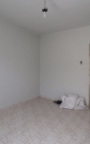 Casa à venda com 80m², 2 quartos e 2 vagasQuarto 2