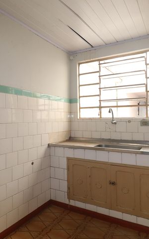 Casa à venda com 80m², 2 quartos e 2 vagasCozinha