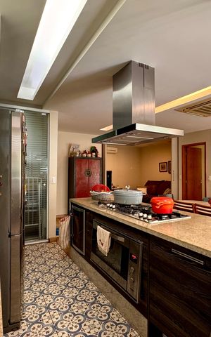 Apartamento à venda com 117m², 2 quartos e 2 vagas Apartamento à venda com 117m², 2 quartos e 2 vagasCozinha