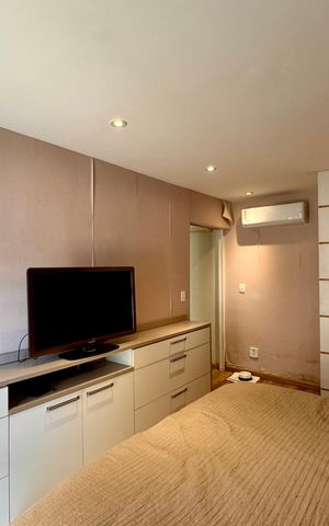 Apartamento à venda com 117m², 2 quartos e 2 vagas Apartamento à venda com 117m², 2 quartos e 2 vagasSuíte