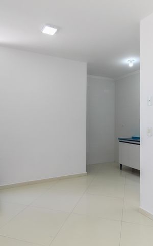 Casa à venda com 70m², 2 quartos e 2 vagas Casa à venda com 70m², 2 quartos e 2 vagasSala