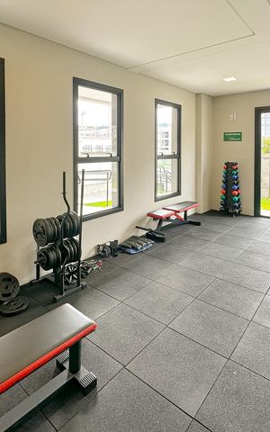 Apartamento para alugar com 75m², 2 quartos e 1 vagaÁrea comum - Academia