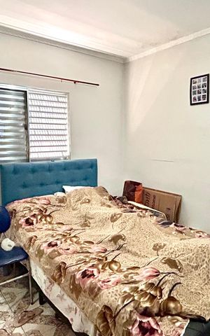 Casa à venda com 235m², 3 quartos e 3 vagas Casa à venda com 235m², 3 quartos e 3 vagasQuarto 2