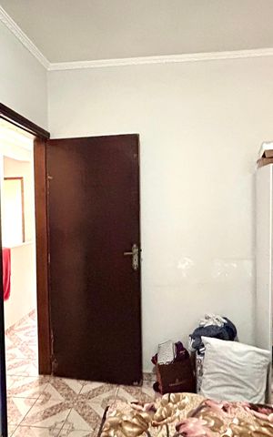 Casa à venda com 235m², 3 quartos e 3 vagas Casa à venda com 235m², 3 quartos e 3 vagasQuarto 2