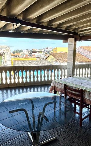 Casa à venda com 235m², 3 quartos e 3 vagas Casa à venda com 235m², 3 quartos e 3 vagasChurrasqueira