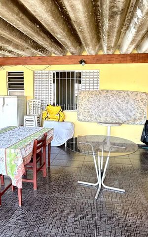 Casa à venda com 235m², 3 quartos e 3 vagas Casa à venda com 235m², 3 quartos e 3 vagasChurrasqueira