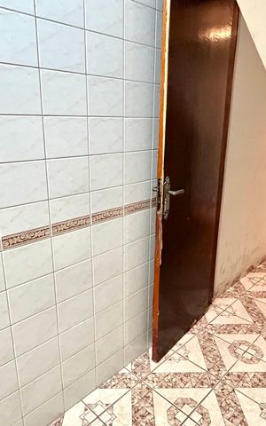 Casa à venda com 235m², 3 quartos e 3 vagas Casa à venda com 235m², 3 quartos e 3 vagasBanheiro 2