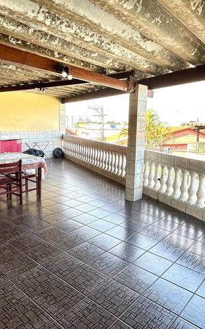 Casa à venda com 235m², 3 quartos e 3 vagas Casa à venda com 235m², 3 quartos e 3 vagasChurrasqueira