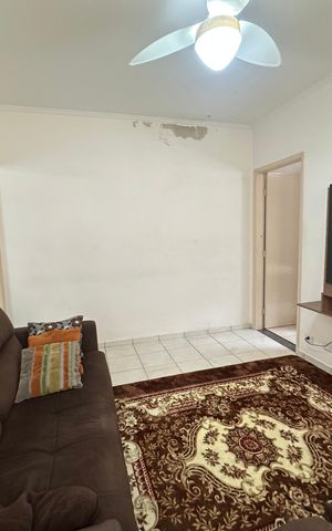 Casa à venda com 147m², 2 quartos e 3 vagas Casa à venda com 147m², 2 quartos e 3 vagasSala