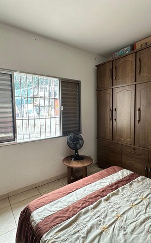 Casa à venda com 147m², 2 quartos e 3 vagas Casa à venda com 147m², 2 quartos e 3 vagasQuarto 1