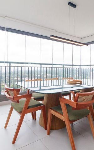 Apartamento à venda com 210m², 2 quartos e 2 vagas Apartamento à venda com 210m², 2 quartos e 2 vagasPiso 2 - Sala - Varanda