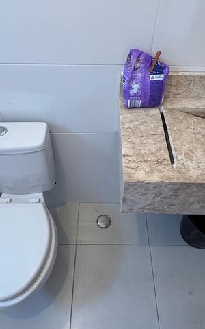 Apartamento à venda com 124m², 2 quartos e 1 vaga Apartamento à venda com 124m², 2 quartos e 1 vagaBanheiro da Suíte