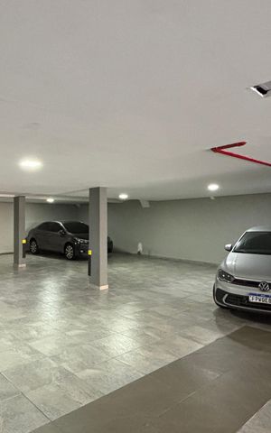 Apartamento à venda com 124m², 2 quartos e 1 vaga Apartamento à venda com 124m², 2 quartos e 1 vagaGaragem