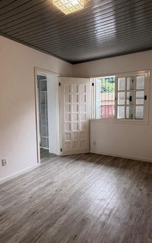 Casa à venda com 170m², 3 quartos e 4 vagas Casa à venda com 170m², 3 quartos e 4 vagasQuarto 3