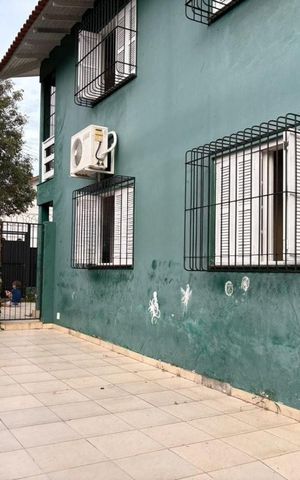 Casa à venda com 170m², 3 quartos e 4 vagas