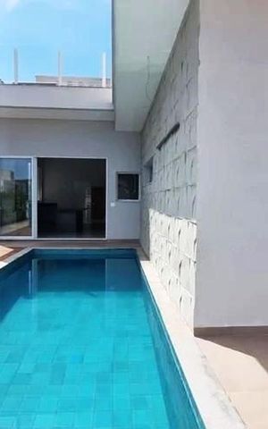 Casa à venda com 280m², 4 quartos e 4 vagas Casa à venda com 280m², 4 quartos e 4 vagasÁrea externa