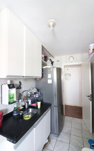 Apartamento à venda com 76m², 3 quartos e sem vagaCozinha e Área de Serviço