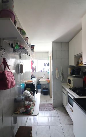 Apartamento à venda com 76m², 3 quartos e sem vagaCozinha e Área de Serviço