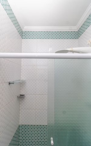 Casa à venda com 125m², 3 quartos e 2 vagas Casa à venda com 125m², 3 quartos e 2 vagasBanheiro da Suíte 2