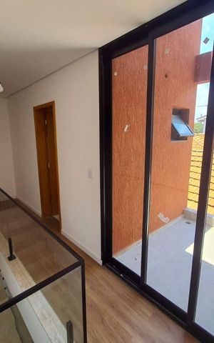 Casa à venda com 170m², 3 quartos e 2 vagas
