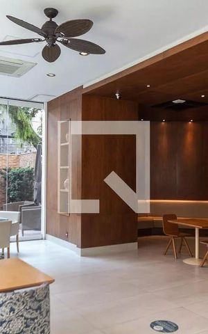 Apartamento para alugar com 45m², 1 quarto e 1 vaga