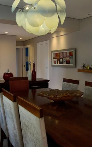 Apartamento à venda com 120m², 4 quartos e 2 vagas Apartamento à venda com 120m², 4 quartos e 2 vagasSala