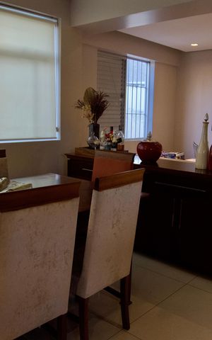 Apartamento à venda com 120m², 4 quartos e 2 vagas Apartamento à venda com 120m², 4 quartos e 2 vagasSala