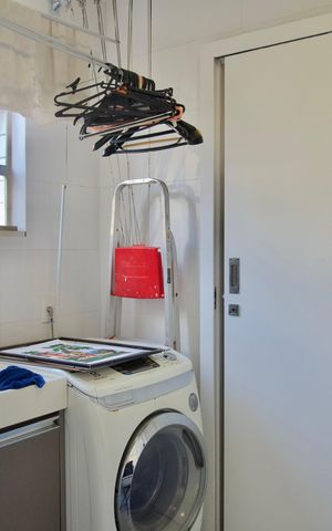 Apartamento à venda com 120m², 4 quartos e 2 vagas Apartamento à venda com 120m², 4 quartos e 2 vagasÁrea de Serviço