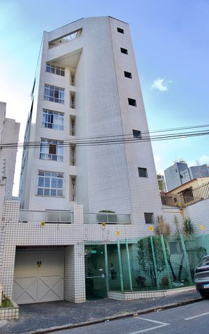 Apartamento à venda com 120m², 4 quartos e 2 vagas Apartamento à venda com 120m², 4 quartos e 2 vagasFachada do Prédio