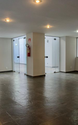 Apartamento à venda com 120m², 4 quartos e 2 vagas Apartamento à venda com 120m², 4 quartos e 2 vagasÁrea Comum - Salão de Festas