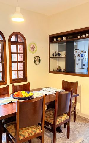 Casa para alugar com 220m², 3 quartos e 3 vagas Casa para alugar com 220m², 3 quartos e 3 vagasSala