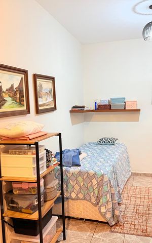 Casa para alugar com 220m², 3 quartos e 3 vagas Casa para alugar com 220m², 3 quartos e 3 vagasQuarto 1