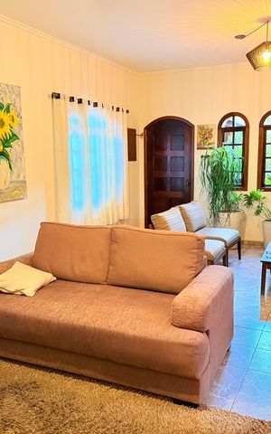 Casa para alugar com 220m², 3 quartos e 3 vagas Casa para alugar com 220m², 3 quartos e 3 vagasSala