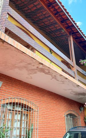 Casa para alugar com 220m², 3 quartos e 3 vagas