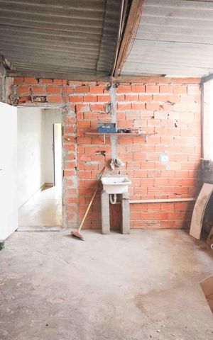 Casa à venda com 28m², 1 quarto e sem vagaÁrea de Serviço