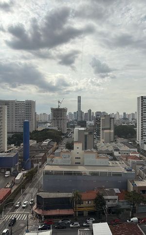 Apartamento à venda com 50m², 2 quartos e sem vagaSacada