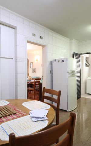 Apartamento à venda com 154m², 3 quartos e 2 vagasCozinha
