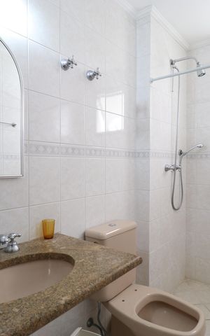 Apartamento à venda com 154m², 3 quartos e 2 vagasBanheiro da Suíte 2