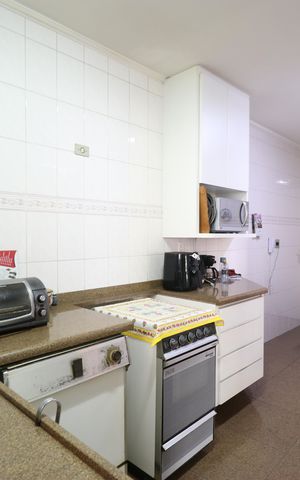 Apartamento à venda com 154m², 3 quartos e 2 vagasCozinha