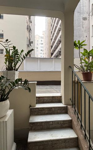 Apartamento à venda com 157m², 4 quartos e 1 vaga Apartamento à venda com 157m², 4 quartos e 1 vagaPortaria