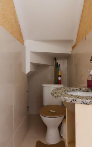 Casa de condomínio à venda com 57m², 2 quartos e 1 vaga Casa de condomínio à venda com 57m², 2 quartos e 1 vagaLavabo